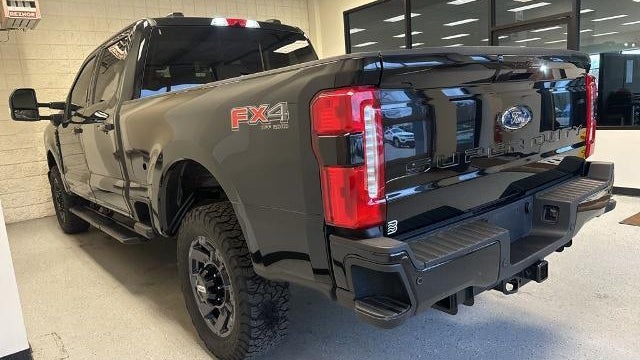 2024 Ford F-250 Super Duty Platinum