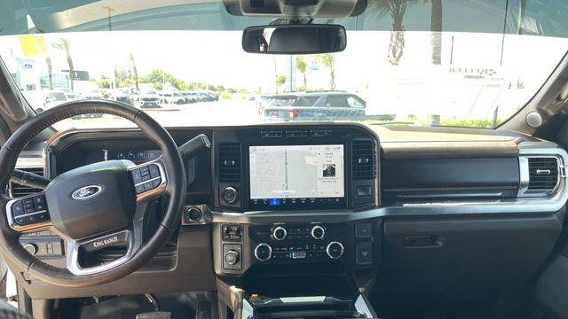 2024 Ford F-250 Super Duty Platinum
