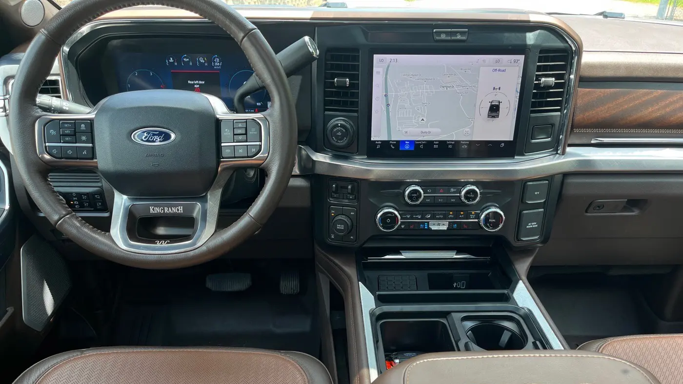 2025 Ford F-250 Super Duty Platinum