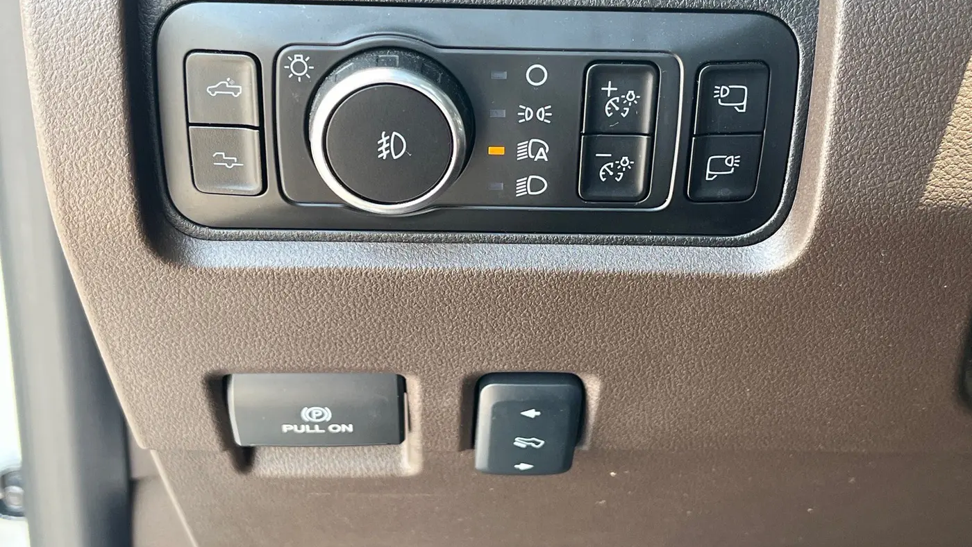 2025 Ford F-250 Super Duty Platinum