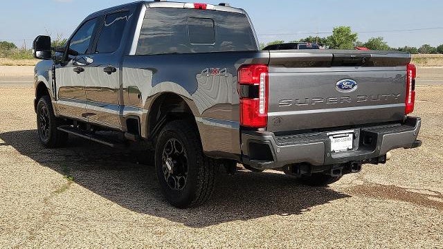 2025 Ford F-250 Super Duty Platinum
