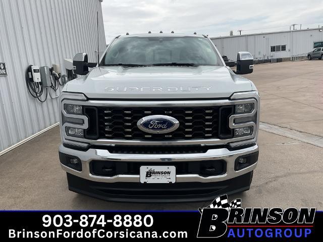 2025 Ford F-250 Super Duty Lariat — photo 1 of 12