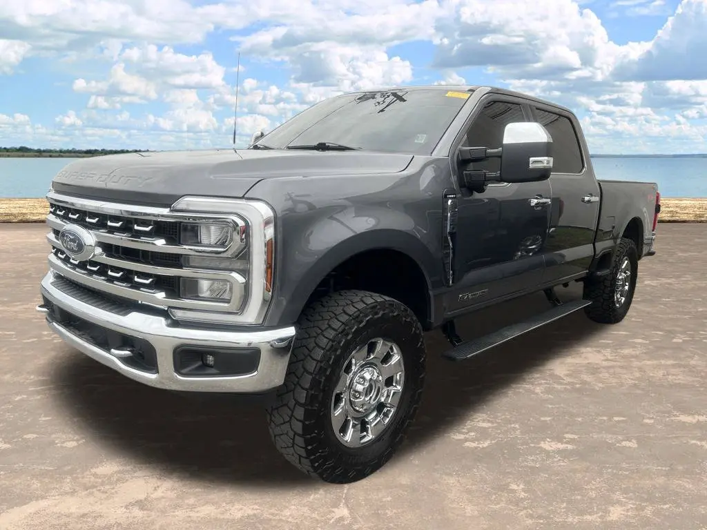 2024 Ford F-250 - $75,998