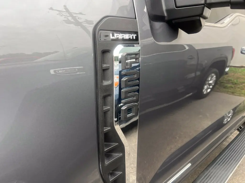 2024 Ford F-250 - $75,998