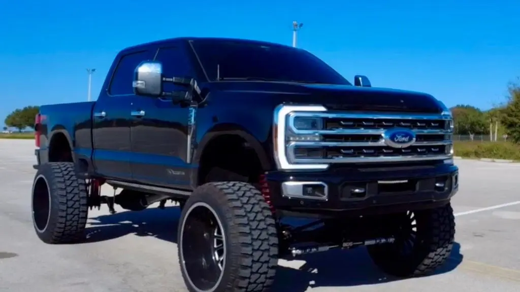2024 Ford F-250 Super Duty XLT
