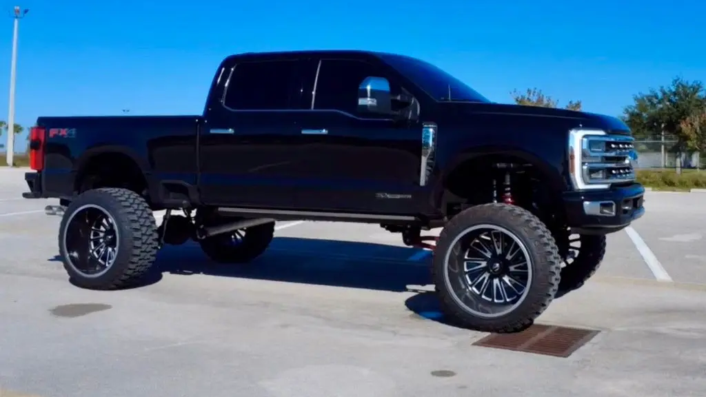 2024 Ford F-250 Super Duty XLT
