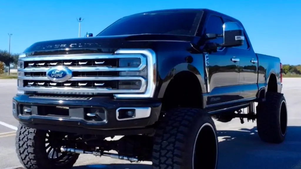 2024 Ford F-250 Super Duty XLT