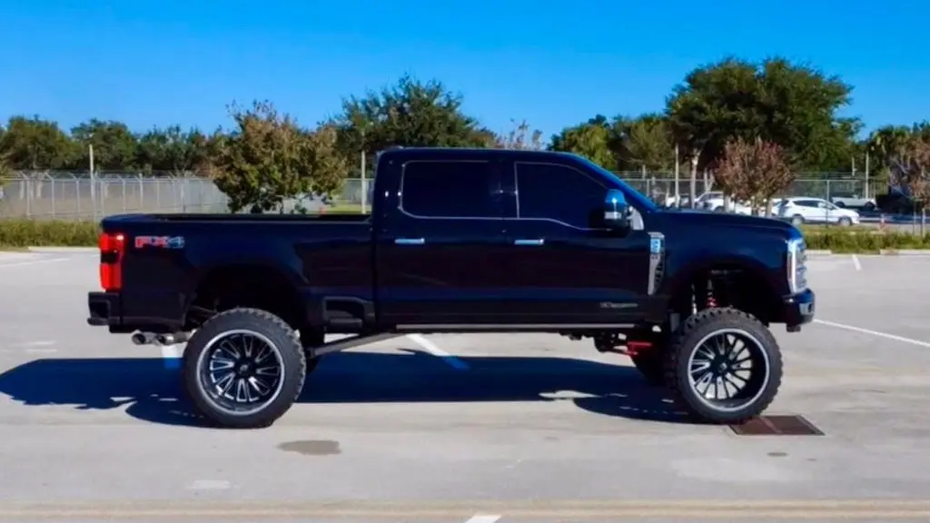 2024 Ford F-250 Super Duty XLT