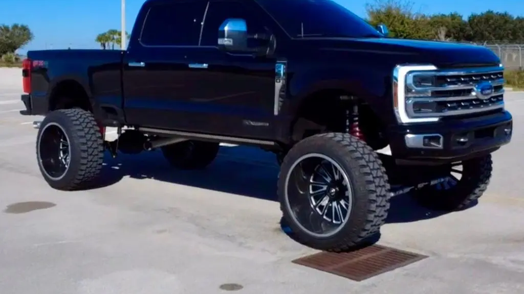2024 Ford F-250 Super Duty XLT