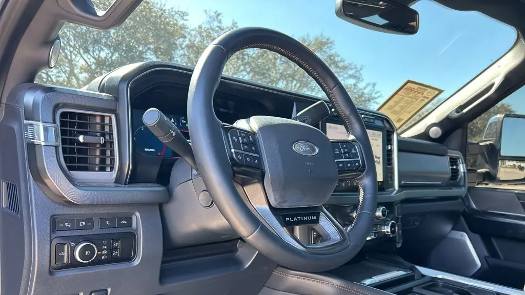 2024 Ford F-250 Super Duty XLT