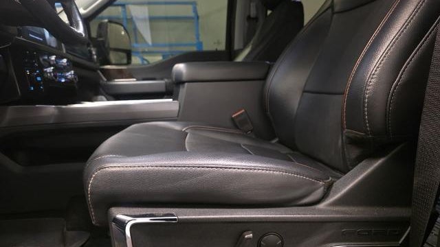 2024 Ford F-250 Super Duty Platinum