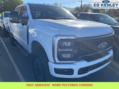 2024 Ford F-250 Super Duty 4X4 XLT 4DR Crew Cab 6.8 FT. SB Pickup