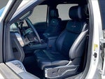 2025 F-250 Super Duty Thumbnail 24