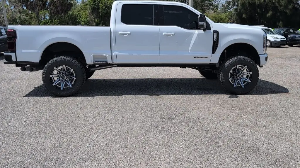 2025 Ford F-250 Super Duty XLT