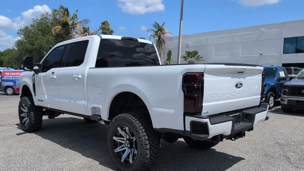 2025 Ford F-250 Super Duty XLT