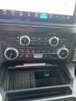 2023 F-250 Super Duty Thumbnail 23