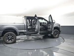 2023 F-250 Super Duty Thumbnail 6