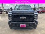 2023 F-250 Super Duty Thumbnail 3