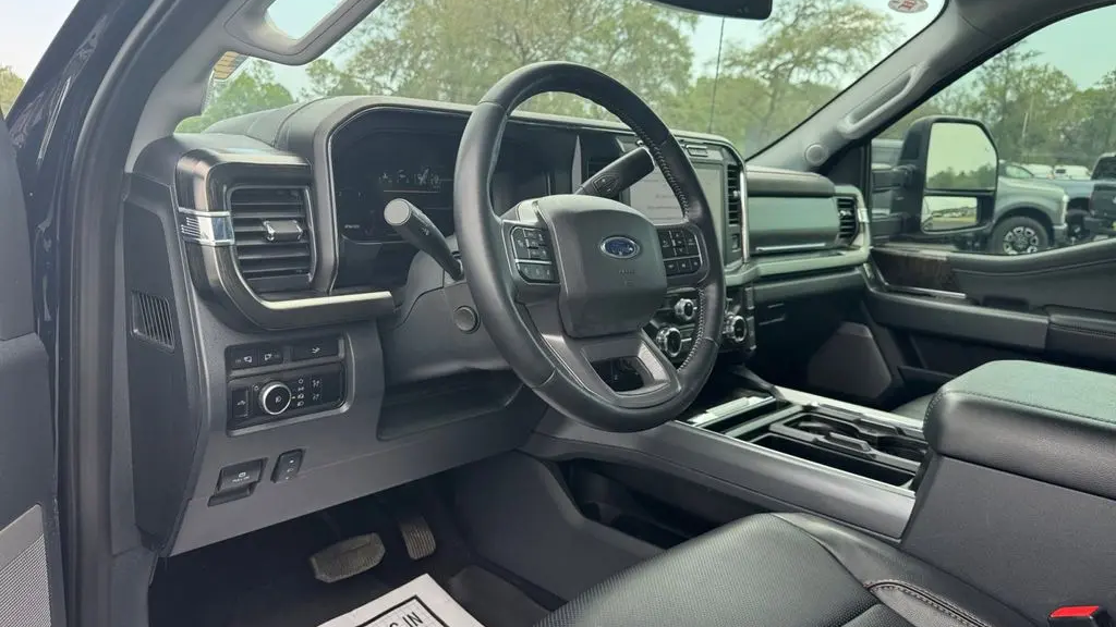 2024 Ford F-250 Super Duty XLT