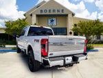2024 F-250 Super Duty Thumbnail 3