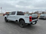 2025 F-250 Super Duty Thumbnail 3