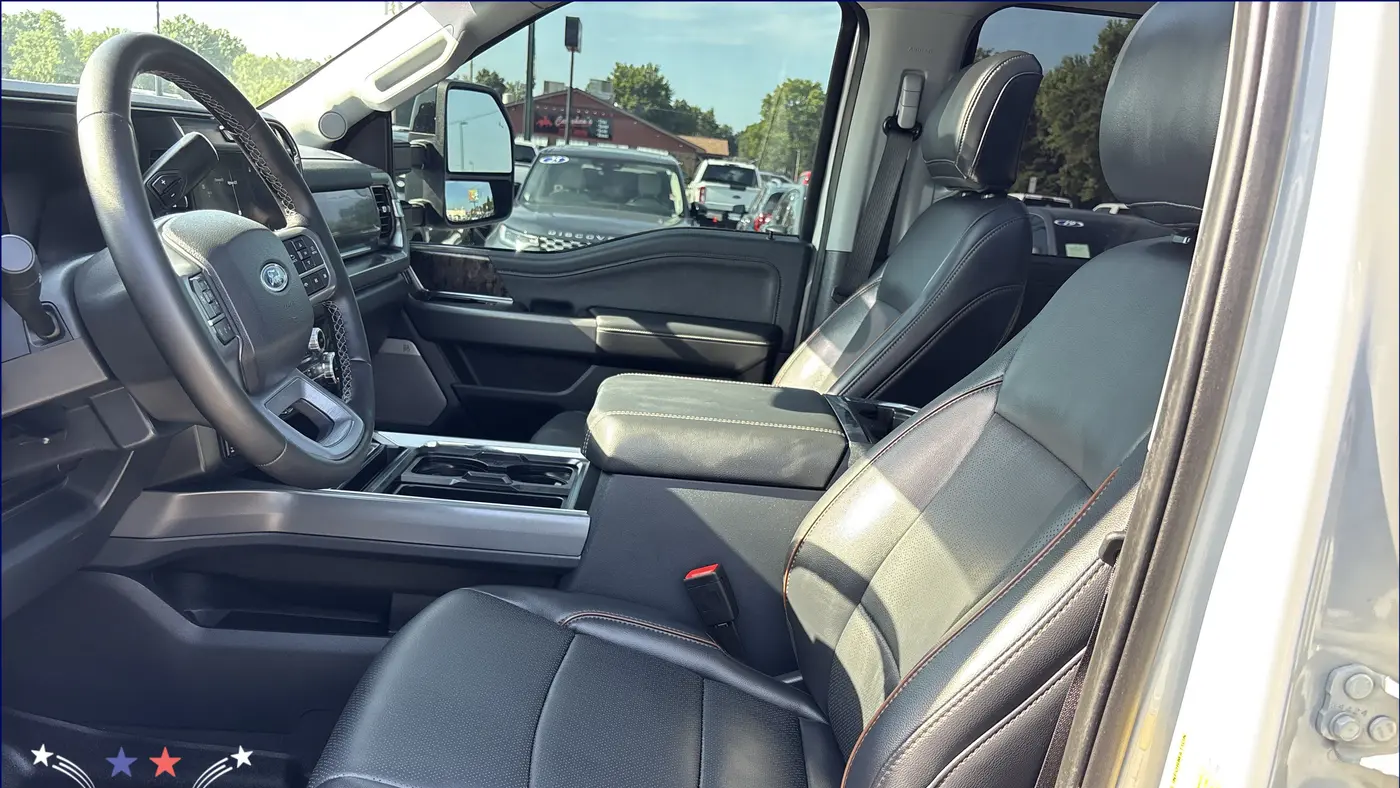 2025 Ford F-250 Super Duty XLT