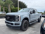 2025 F-250 Super Duty Thumbnail 3