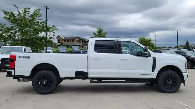 2025 Ford F-250 Super Duty Platinum
