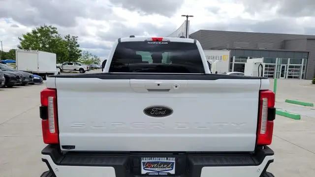 2025 Ford F-250 Super Duty Platinum