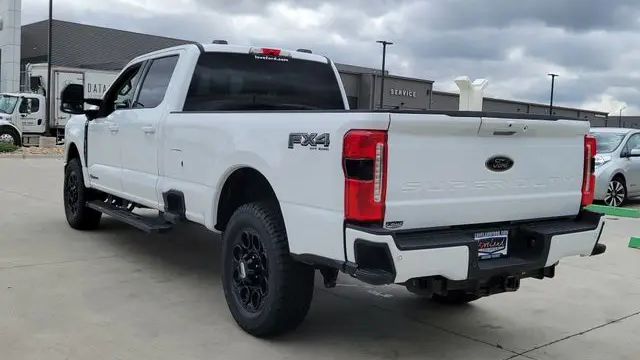 2025 Ford F-250 Super Duty Platinum