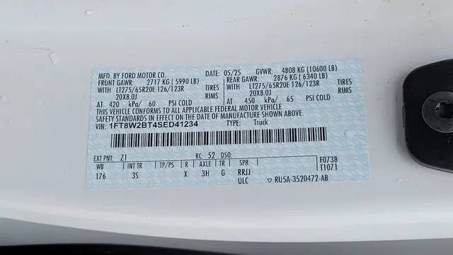 2025 Ford F-250 Super Duty Platinum