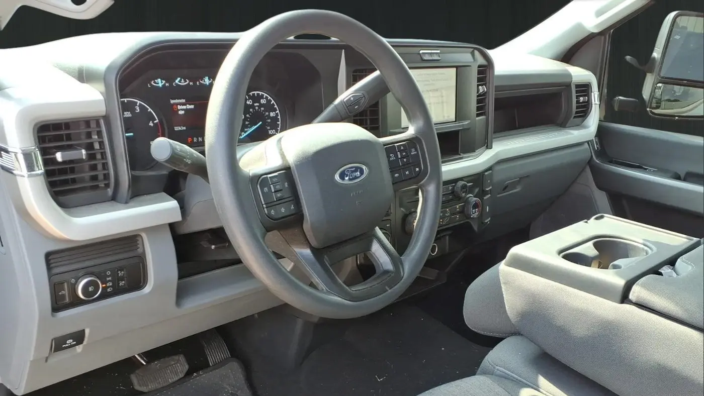 2025 Ford F-250 Super Duty XL