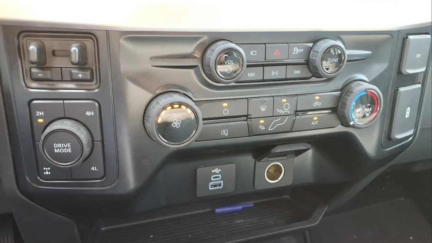 2025 Ford F-250 Super Duty XL