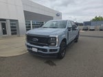 2024 F-250 Super Duty Thumbnail 1