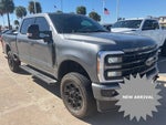2024 F-250 Super Duty Thumbnail 2