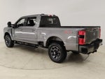 2024 F-250 Super Duty Thumbnail 4