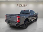 2024 F-250 Super Duty Thumbnail 4