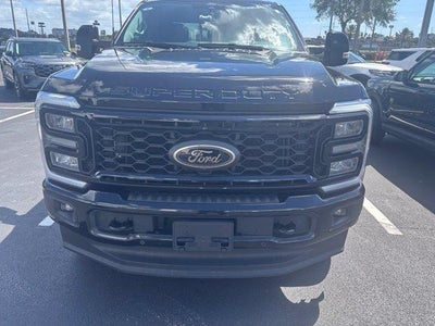 2025 Ford F-250 Super Duty 4X4 Lariat 4DR Crew Cab 6.8 FT. SB Pickup