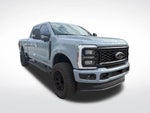 2025 F-250 Super Duty Thumbnail 2