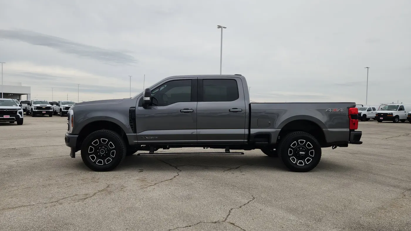 2025 Ford F-250 Super Duty Lariat