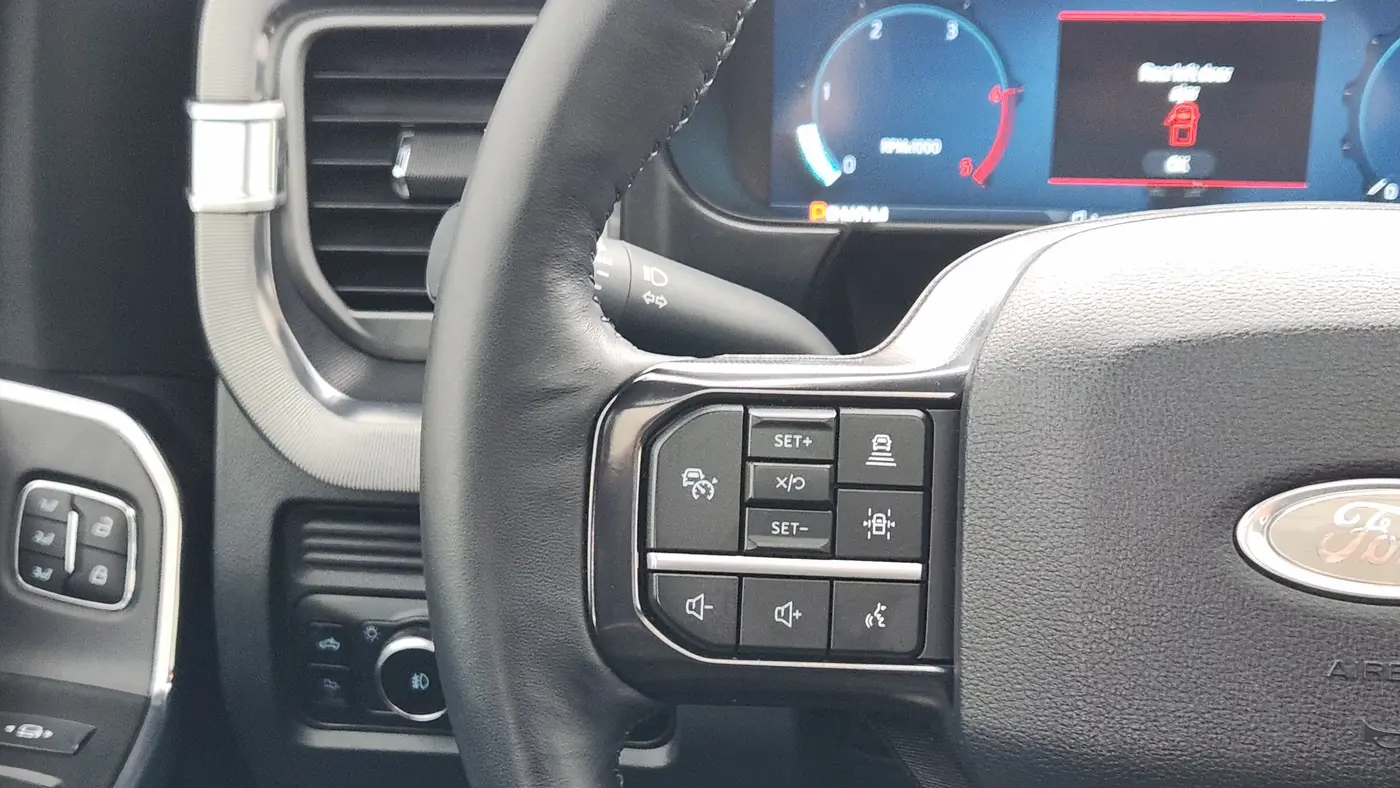 2025 Ford F-250 Super Duty Lariat