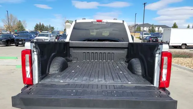 2025 Ford F-250 Super Duty Platinum