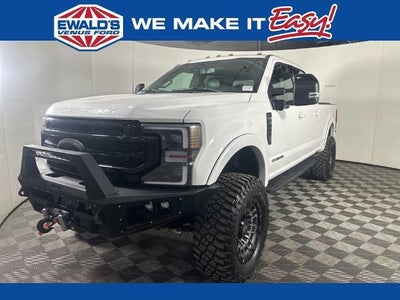 2022 Ford F-250 Super Duty 4X4 Lariat 4DR Crew Cab 8 FT. LB Pickup