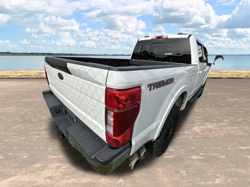 2022 Ford F-250 - $55,995