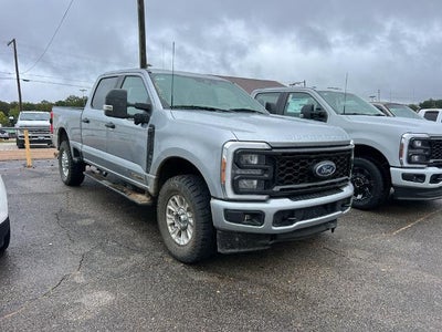 2023 Ford F-250 Super Duty 4X4 XL 4DR Crew Cab 6.8 FT. SB Pickup