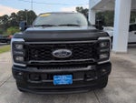 2023 F-250 Super Duty Thumbnail 2