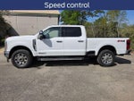 2025 F-250 Super Duty Thumbnail 24
