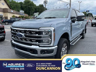 2025 Ford F-250 Super Duty 4X4 Lariat 4DR Crew Cab 6.8 FT. SB Pickup