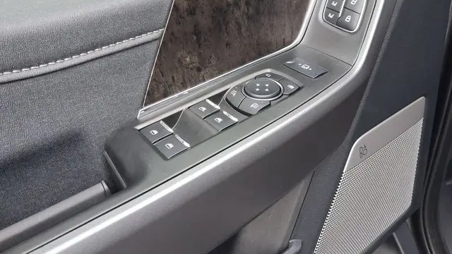 2025 Ford F-250 Super Duty Lariat