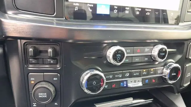 2025 Ford F-250 Super Duty Lariat